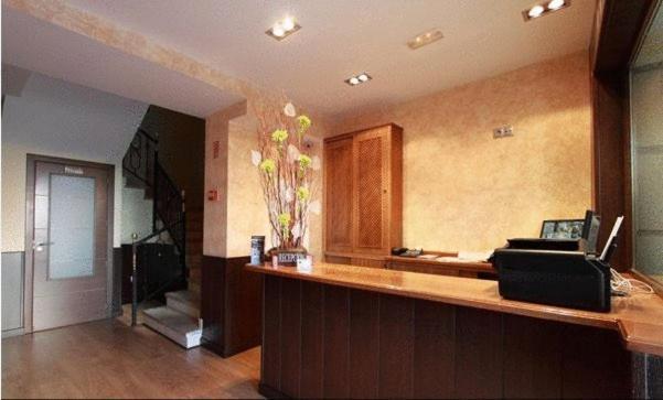 Hostal Avenida Barajas มาดริด ภายนอก รูปภาพ