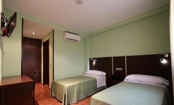 Hostal Avenida Barajas มาดริด ห้อง รูปภาพ