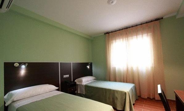 Hostal Avenida Barajas มาดริด ห้อง รูปภาพ