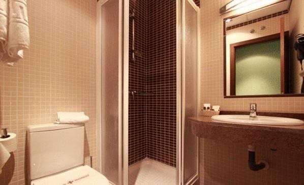 Hostal Avenida Barajas มาดริด ห้อง รูปภาพ